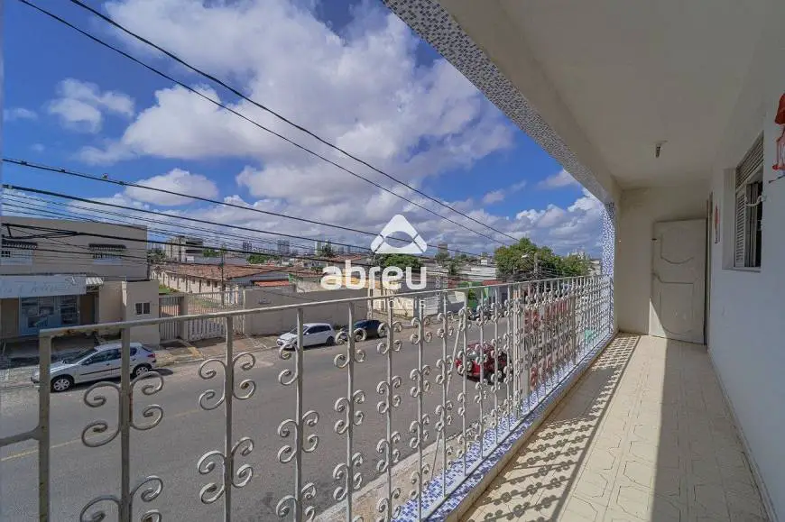 Foto 4 de Apartamento com 2 Quartos à venda, 80m² em Alecrim, Natal
