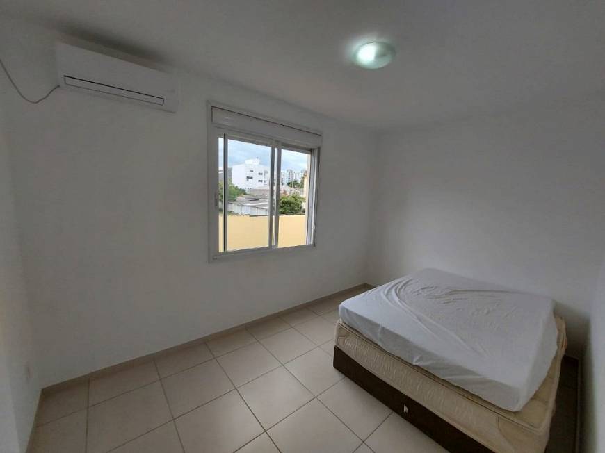 Foto 5 de Apartamento com 2 Quartos para alugar, 57m² em Passo da Areia, Porto Alegre