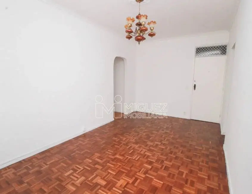 Foto 4 de Apartamento com 2 Quartos para alugar, 65m² em Tijuca, Rio de Janeiro