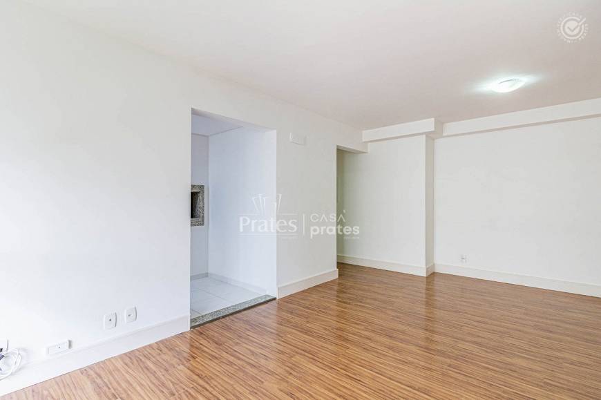 Foto 3 de Apartamento com 3 Quartos para alugar, 94m² em Água Verde, Curitiba