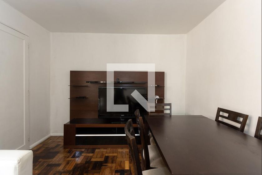 Foto 3 de Apartamento com 3 Quartos para alugar, 70m² em Cristo Rei, Curitiba