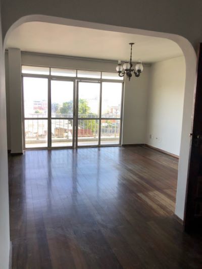 Foto 2 de Apartamento com 3 Quartos à venda, 131m² em Ondina, Salvador