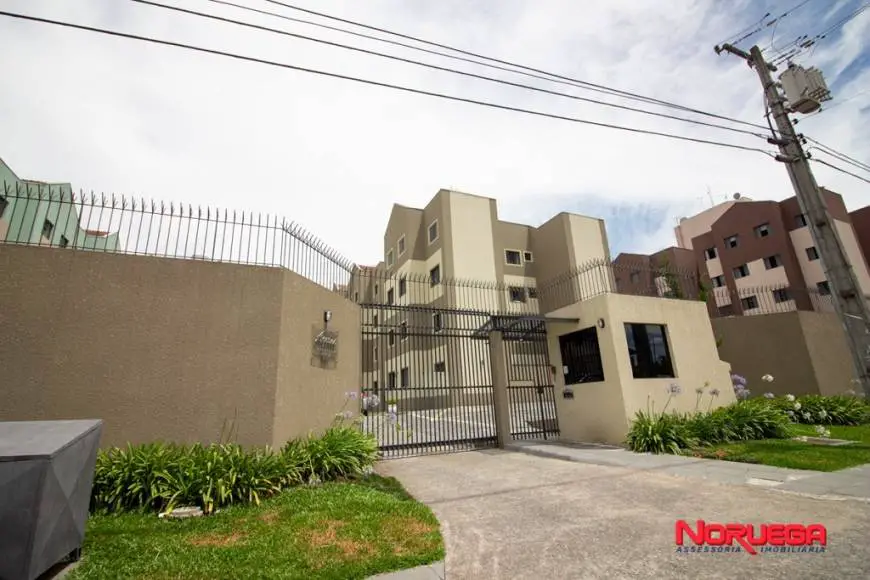 Foto 2 de Apartamento com 3 Quartos à venda, 53m² em Tingui, Curitiba