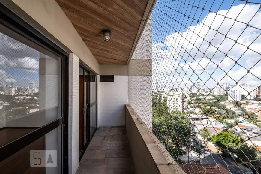 Foto 5 de Apartamento com 3 Quartos para alugar, 132m² em Vila Madalena, São Paulo