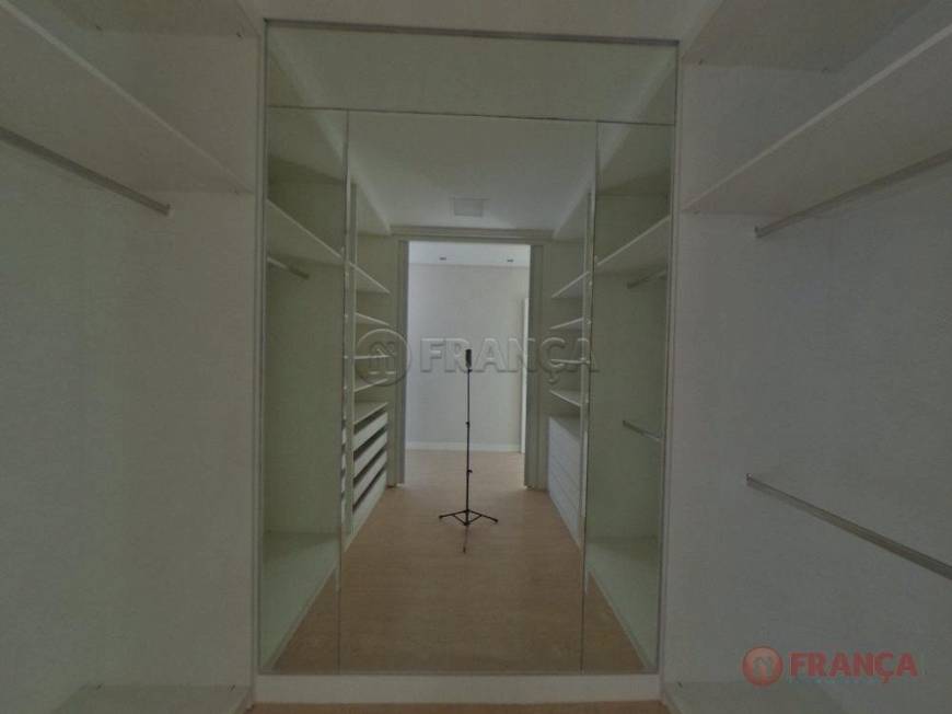 Foto 2 de Apartamento com 4 Quartos para alugar, 189m² em Vila Adyana, São José dos Campos