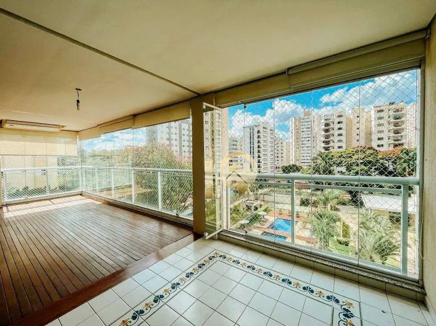Foto 5 de Apartamento com 4 Quartos para alugar, 233m² em Vila Adyana, São José dos Campos
