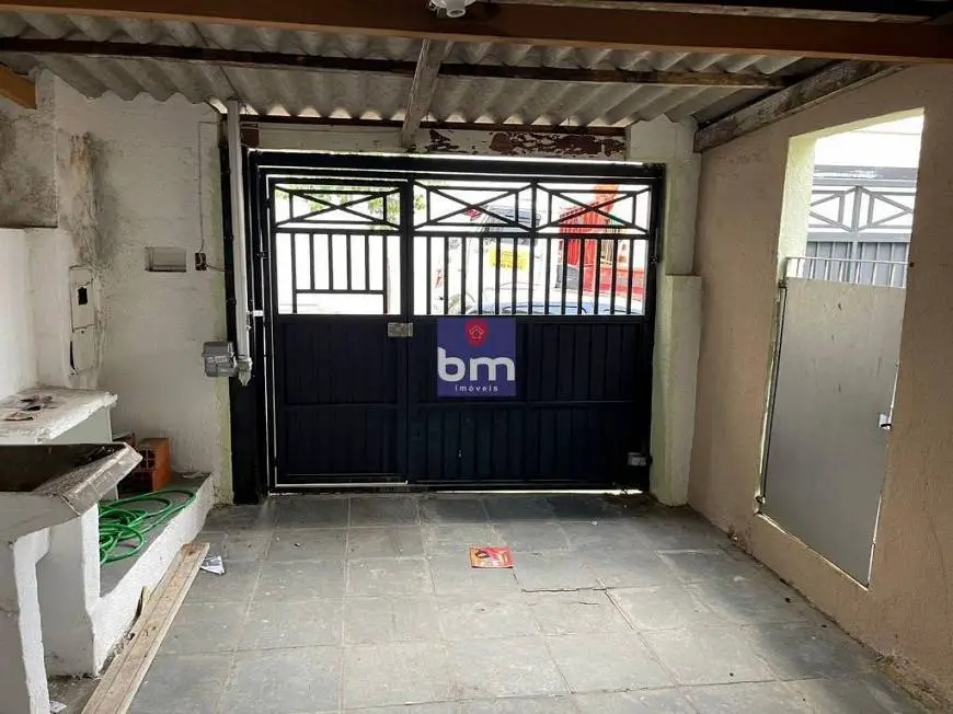 Foto 1 de Casa com 1 Quarto para alugar, 100m² em Vila Inglesa, São Paulo