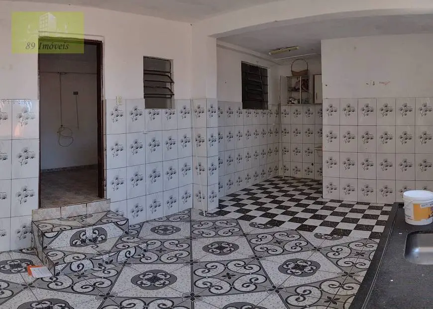 Foto 1 de Casa com 2 Quartos para alugar, 70m² em Parque Joao Ramalho, Santo André