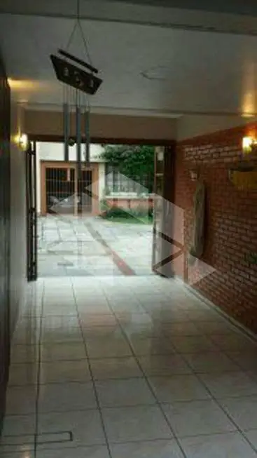 Foto 2 de Casa de Condomínio com 3 Quartos para alugar, 118m² em Medianeira, Porto Alegre