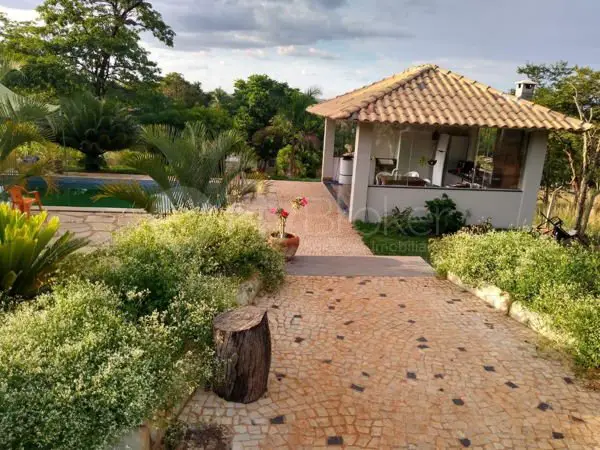 Foto 1 de Chácara com 2 Quartos à venda, 200m² em Zona Rural, Hidrolândia