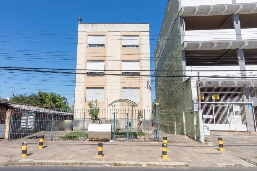 Foto 1 de Apartamento com 1 Quarto à venda, 41m² em Jardim Lindóia, Porto Alegre