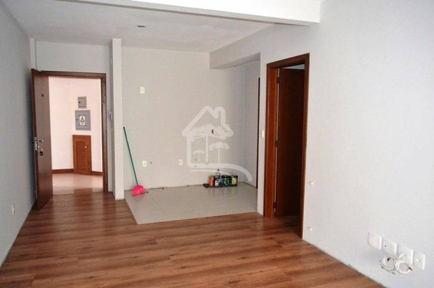 Foto 2 de Apartamento com 1 Quarto à venda, 47m² em Planalto, Gramado