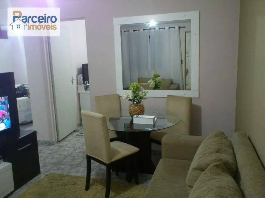Foto 1 de Apartamento com 2 Quartos para alugar, 42m² em Guaianases, São Paulo