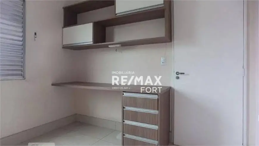 Foto 3 de Apartamento com 2 Quartos para alugar, 60m² em Vila Marieta, Campinas