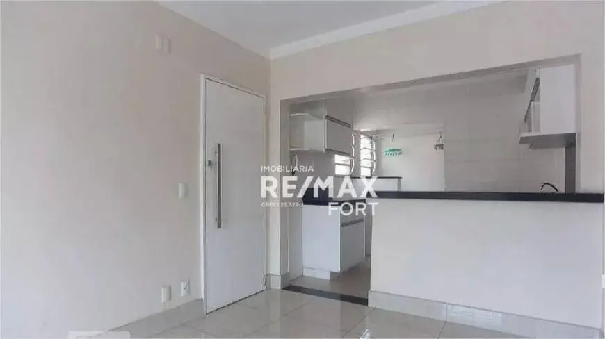 Foto 4 de Apartamento com 2 Quartos para alugar, 60m² em Vila Marieta, Campinas