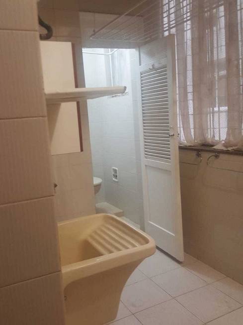 Foto 4 de Apartamento com 3 Quartos para alugar, 100m² em Copacabana, Rio de Janeiro