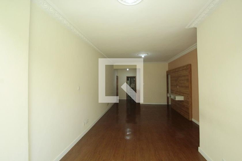 Foto 5 de Apartamento com 3 Quartos para alugar, 115m² em Laranjeiras, Rio de Janeiro