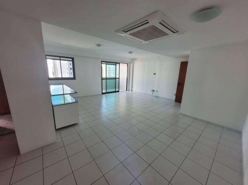 Foto 4 de Apartamento com 3 Quartos para alugar, 125m² em Rosarinho, Recife