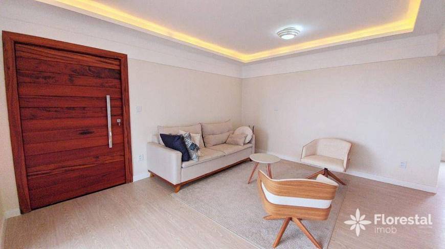 Foto 1 de Apartamento com 3 Quartos à venda, 130m² em Santa Mônica, Feira de Santana