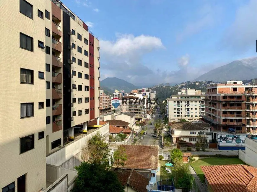 Foto 4 de Apartamento com 4 Quartos à venda, 170m² em Agriões, Teresópolis