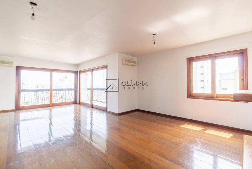 Foto 2 de Apartamento com 4 Quartos à venda, 250m² em Alto de Pinheiros, São Paulo