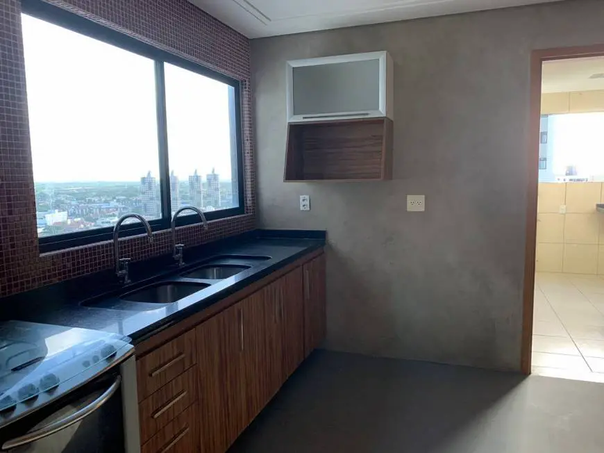Foto 4 de Apartamento com 4 Quartos para alugar, 120m² em Candelária, Natal