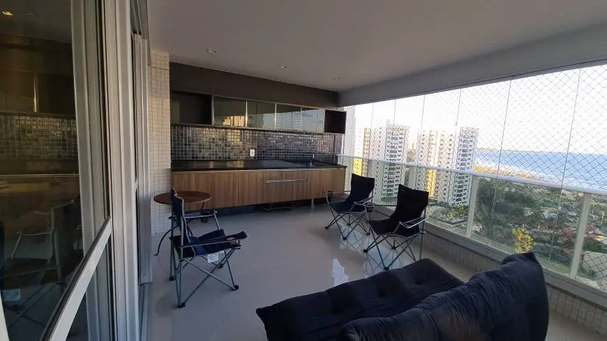 Foto 1 de Apartamento com 4 Quartos para alugar, 200m² em Pituaçu, Salvador