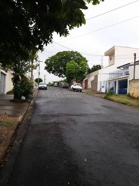 Foto 3 de Casa com 2 Quartos para alugar, 100m² em Nova Sousas, Campinas