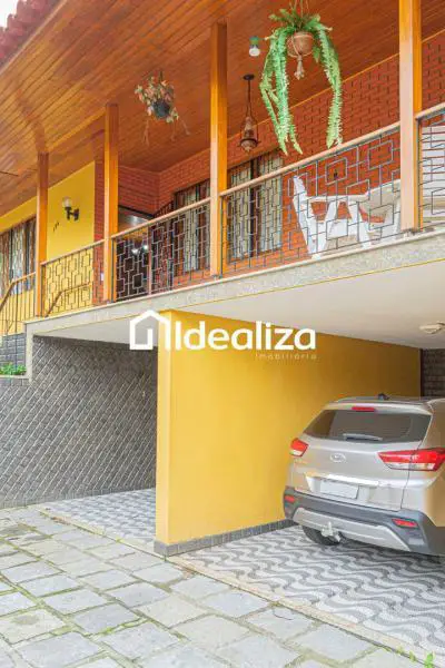 Foto 5 de Casa com 5 Quartos à venda, 200m² em Iúcas, Teresópolis