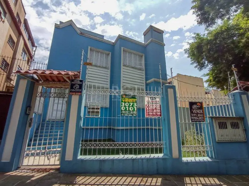 Foto 1 de Casa com 5 Quartos à venda, 250m² em São João, Porto Alegre
