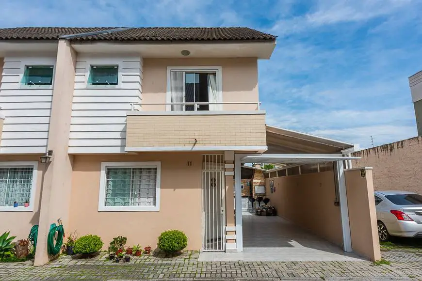 Foto 1 de Casa de Condomínio com 3 Quartos à venda, 91m² em Novo Mundo, Curitiba