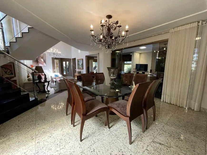 Foto 3 de Casa de Condomínio com 5 Quartos à venda, 490m² em Jardins Monâco, Aparecida de Goiânia