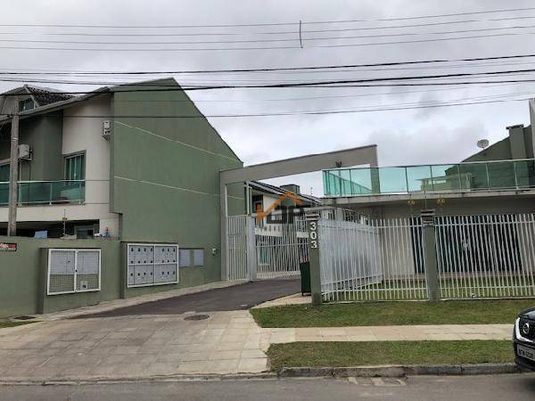 Foto 1 de Sobrado com 3 Quartos à venda, 110m² em Uberaba, Curitiba
