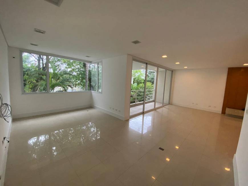 Foto 3 de Sobrado com 4 Quartos para venda ou aluguel, 425m² em Brooklin, São Paulo
