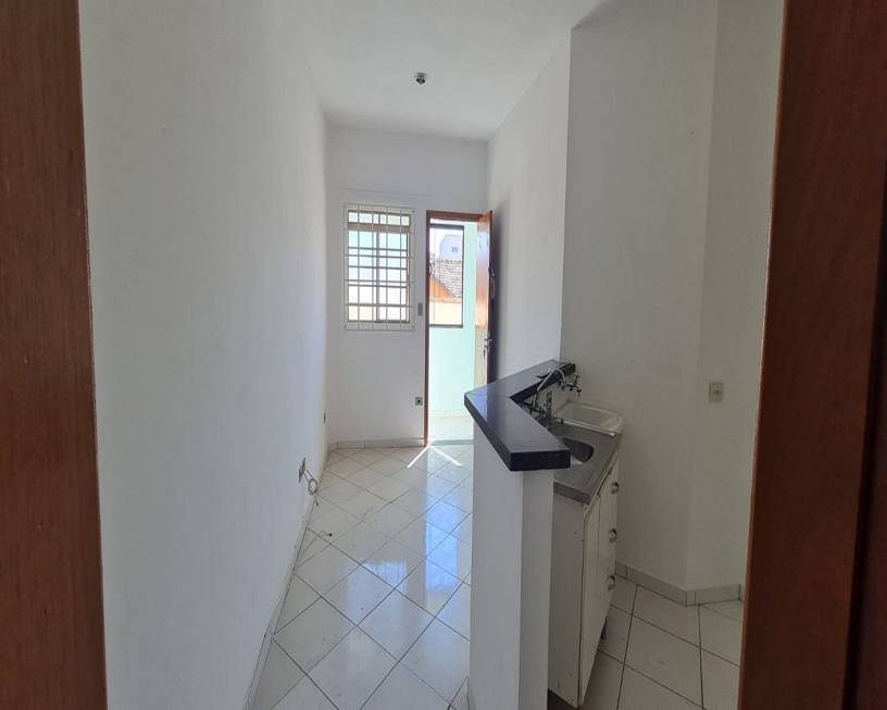 Foto 1 de Apartamento com 1 Quarto para alugar, 25m² em Centro, Pindamonhangaba