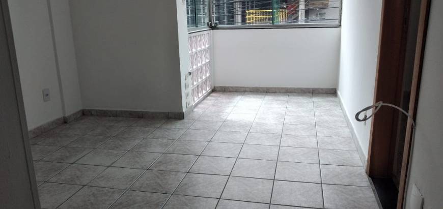 Foto 2 de Apartamento com 2 Quartos para venda ou aluguel, 54m² em Barra Funda, São Paulo