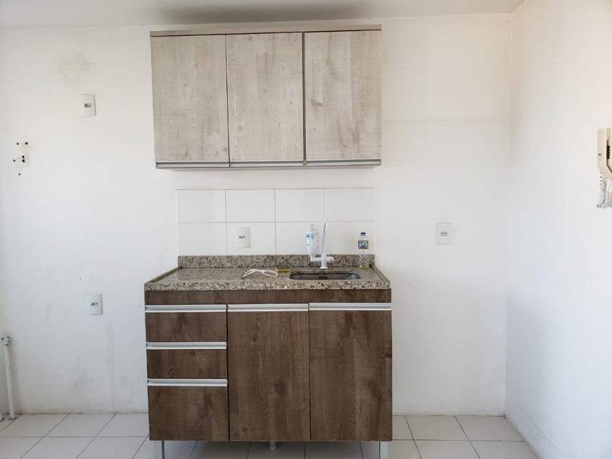 Foto 2 de Apartamento com 2 Quartos para alugar, 48m² em Cristal, Porto Alegre