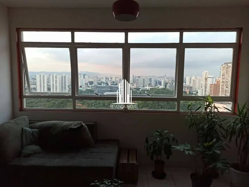 Foto 3 de Apartamento com 2 Quartos para alugar, 117m² em Perdizes, São Paulo