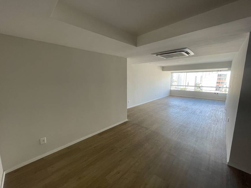 Foto 1 de Apartamento com 3 Quartos à venda, 142m² em Casa Forte, Recife