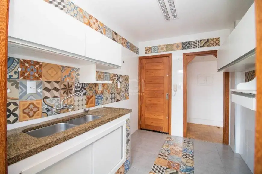 Foto 1 de Apartamento com 3 Quartos para alugar, 130m² em Petrópolis, Porto Alegre
