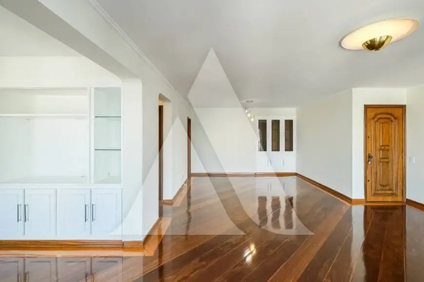 Foto 4 de Apartamento com 4 Quartos para alugar, 190m² em Jardins, São Paulo