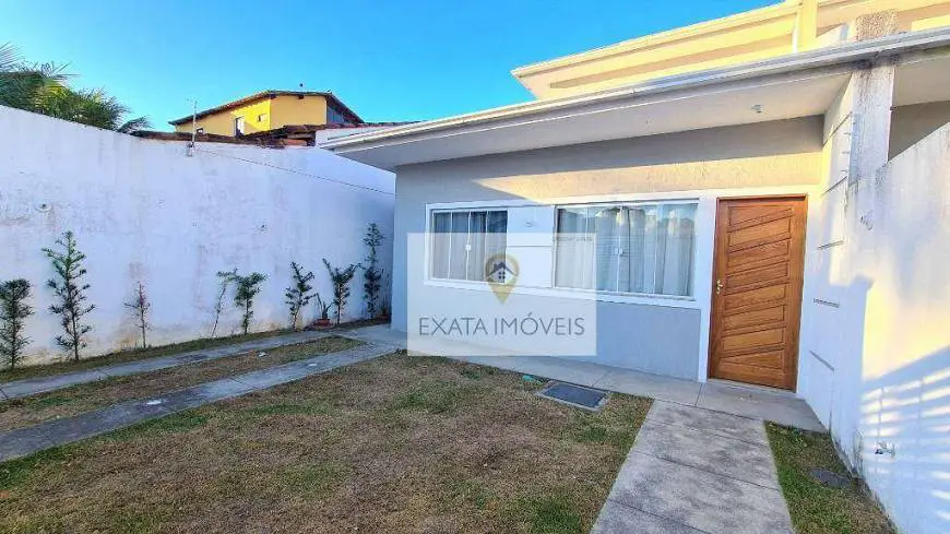Foto 1 de Casa com 2 Quartos à venda, 68m² em Extensão Serramar, Rio das Ostras