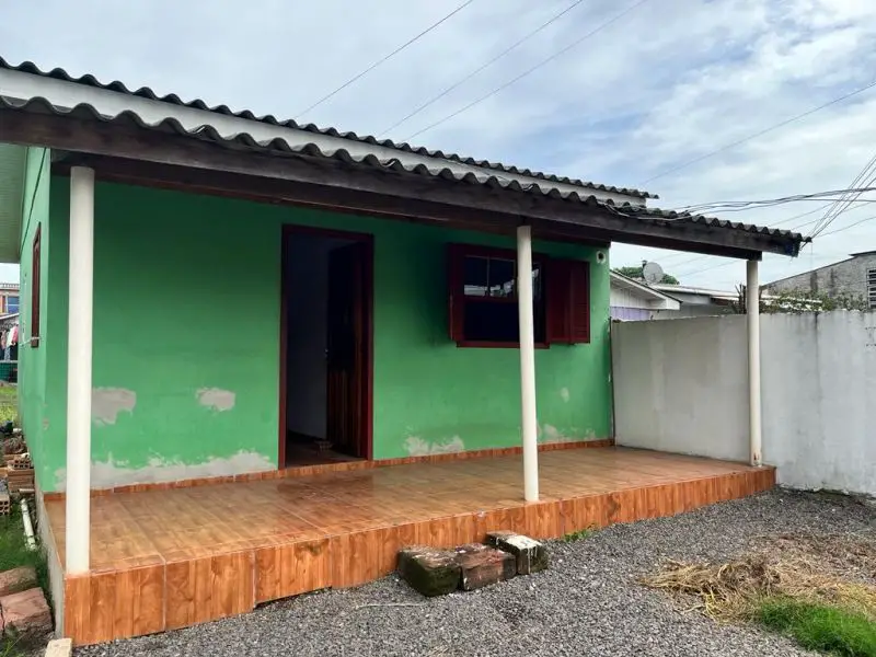 Foto 1 de Casa com 2 Quartos para alugar, 80m² em Mathias Velho, Canoas