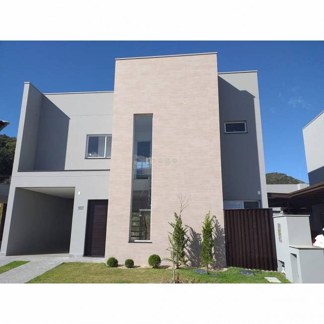 Foto 1 de Casa com 3 Quartos à venda, 130m² em Barra, Balneário Camboriú