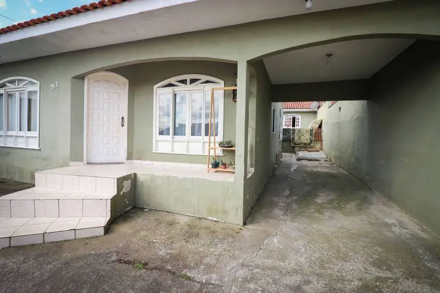 Foto 3 de Casa com 3 Quartos à venda, 150m² em Pinheirinho, Curitiba