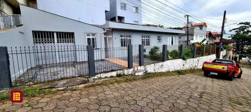 Foto 1 de Casa com 3 Quartos à venda, 108m² em Trindade, Florianópolis