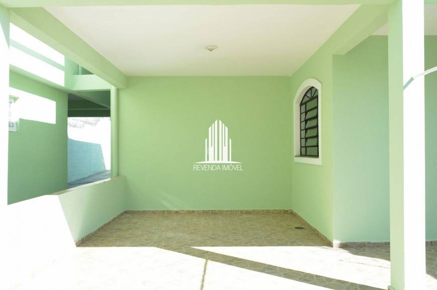 Foto 3 de Casa com 3 Quartos à venda, 270m² em Vila Sul Americana, Carapicuíba