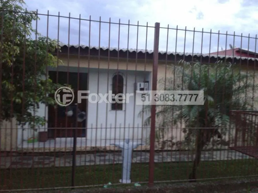 Foto 2 de Casa com 4 Quartos à venda, 120m² em Camaquã, Porto Alegre