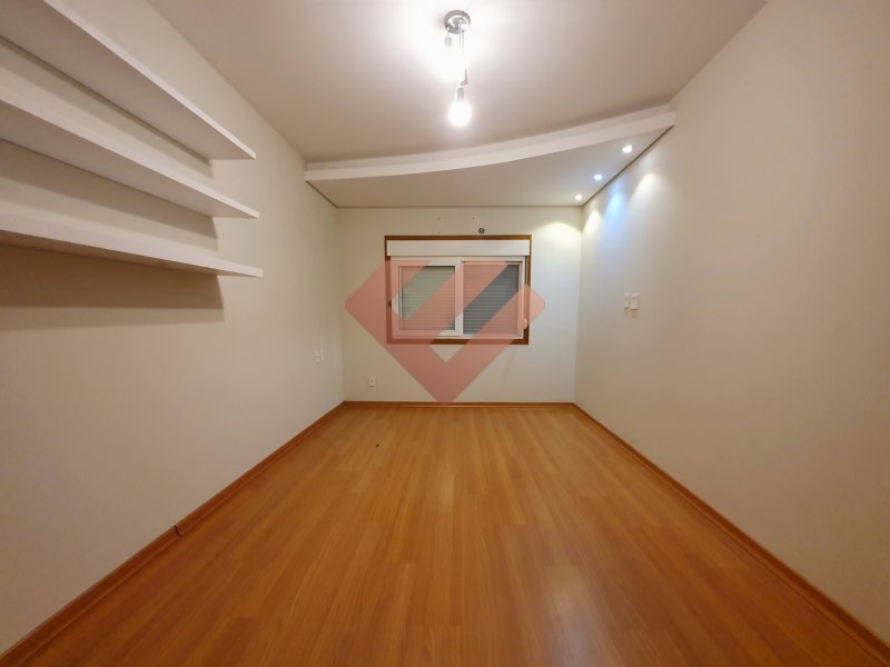 Foto 4 de Casa com 4 Quartos à venda, 210m² em Centro, Pelotas