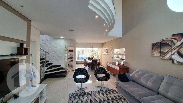Foto 1 de Casa de Condomínio com 3 Quartos à venda, 270m² em Jardim Independência, Taubaté